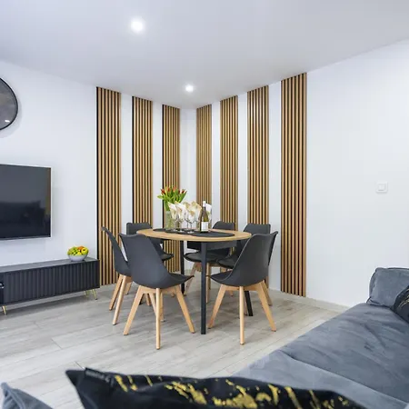 Karkonosky - Zacisze Azalia * كارباش