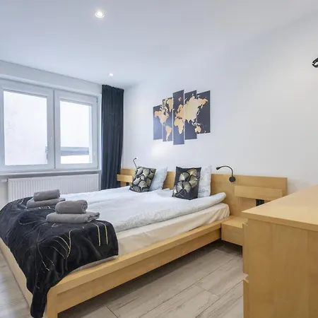 Karkonosky - Zacisze Azalia 公寓