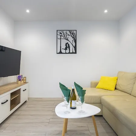 Karkonosky - Zacisze Azalia